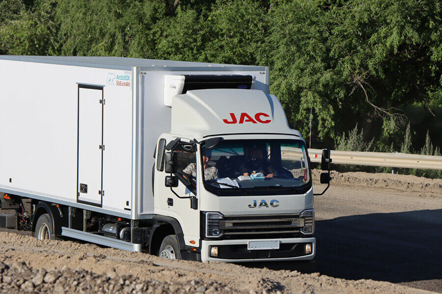 Большегрузам снова запретили ездить в одном из округов Амурской области