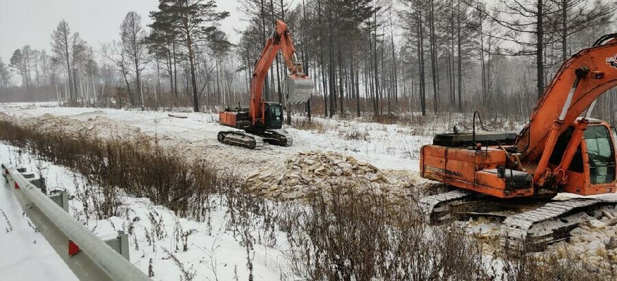 Слив жидких отходов на территории вахтового городка привлек внимание амурской прокуратуры