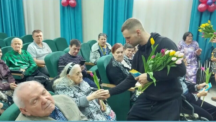 Амурчан зовут поучаствовать в очень доброй акции и подарить праздник постояльцам дома престарелых