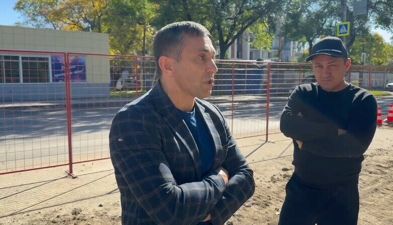 Подрядчик разгневал мэра Благовещенска посетившего очередной перекоп видео