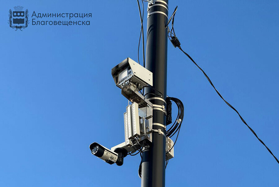 Граффити на ротонде воровство пепельниц костры в сквере в Благовещенске активно портят городское имущество