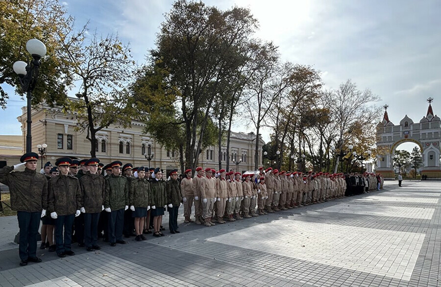 В Благовещенске впервые прошла патриотическая акция День образовательных организаций ФСБ России