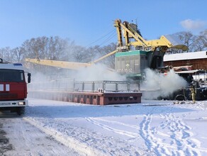 Пожарные Благовещенска тушили условный пожар на корабле фотовидео