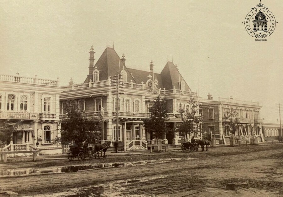 Амурские неокраеведы разгадали загадку дореволюционного фото Окружного суда