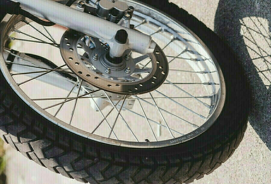 Подросток неудачно покатался на мотоцикле ИЖ Юпитер5 в амурском поселке