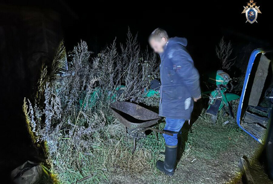 Следователи рассказали как погиб мужчина чей труп нашли в лесу Приамурья