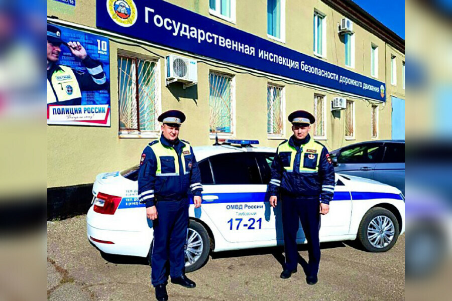 Укрепляют доверие к полиции и спасают жизни как амурчанина попавшего в ДТП выручили сотрудники ДПС