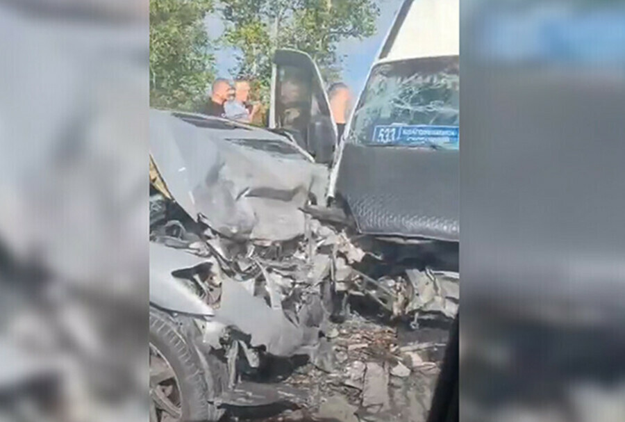 Гострудинспекция выясняет допустил ли перевозчик пострадавший в резонансном ДТП нарушения при перевозке пассажиров