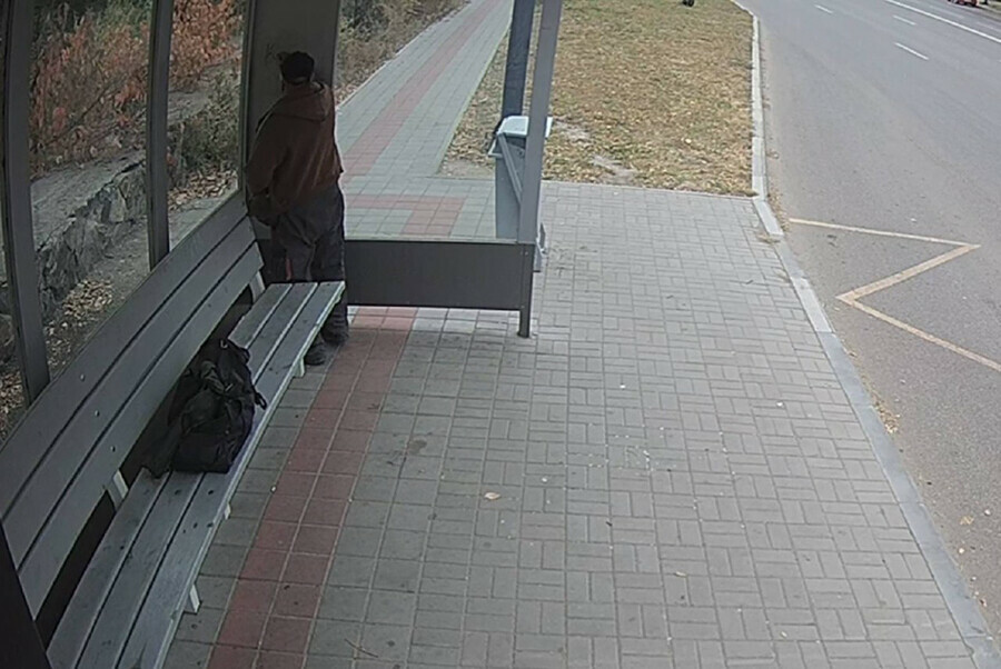 Вандаламблаговещенцам не дают покоя павильоны у дорог