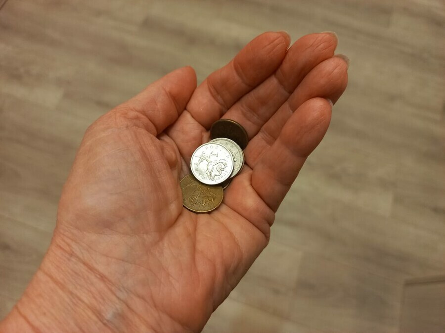 Опрос порог бедности в России за 10 лет вырос в три раза