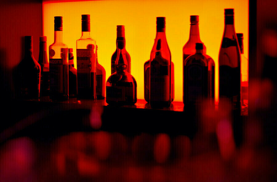 Два года проведет в колонии благовещенка за попытку украсть коньяк