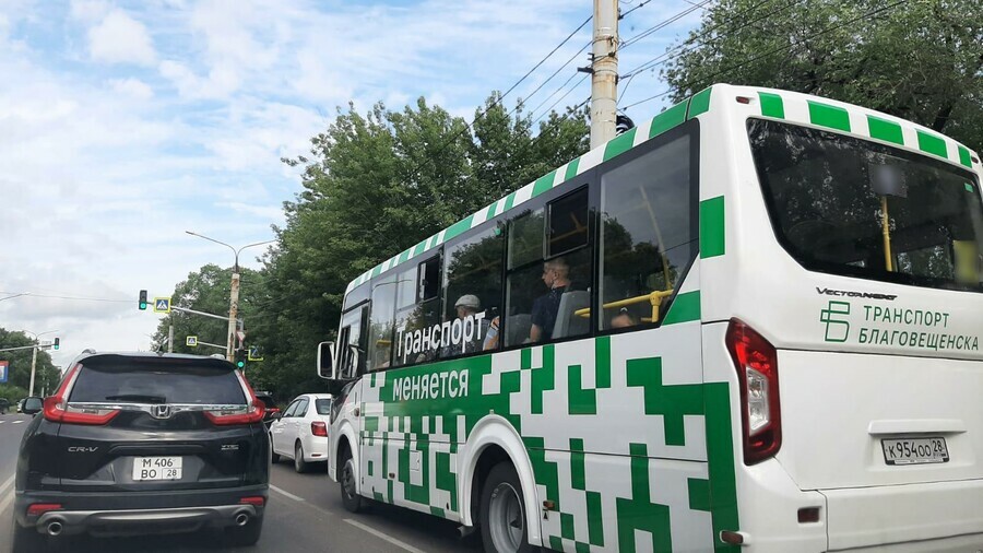 В администрации Благовещенска впервые прокомментировали отмену старейшего автобусного маршрута К