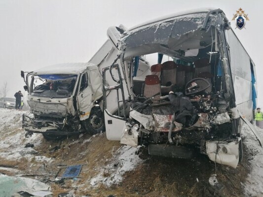 Автобус выехал на встречную полосу в следственном комитете назвали предварительную причину ДТП в Белогорском округе