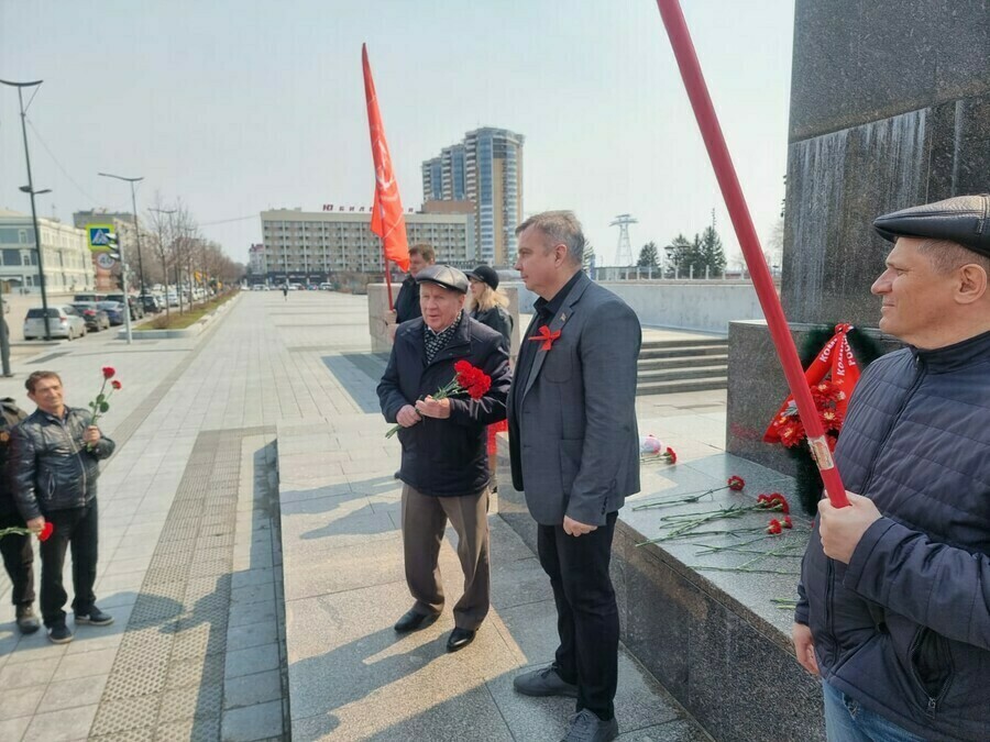 В Благовещенске коммунистам не разрешили провести митинг 7 ноября на площади Ленина