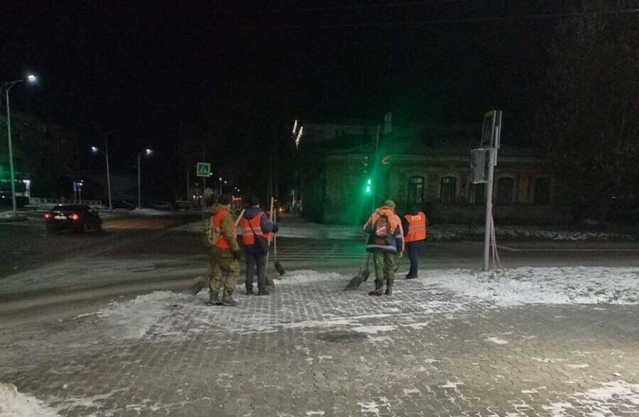 В каких местах Благовещенска коммунальщики боролись с последствиями снегопада