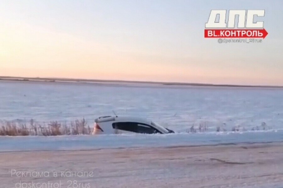 На трассе Благовещенск  Белолгорск фура раскидала авто