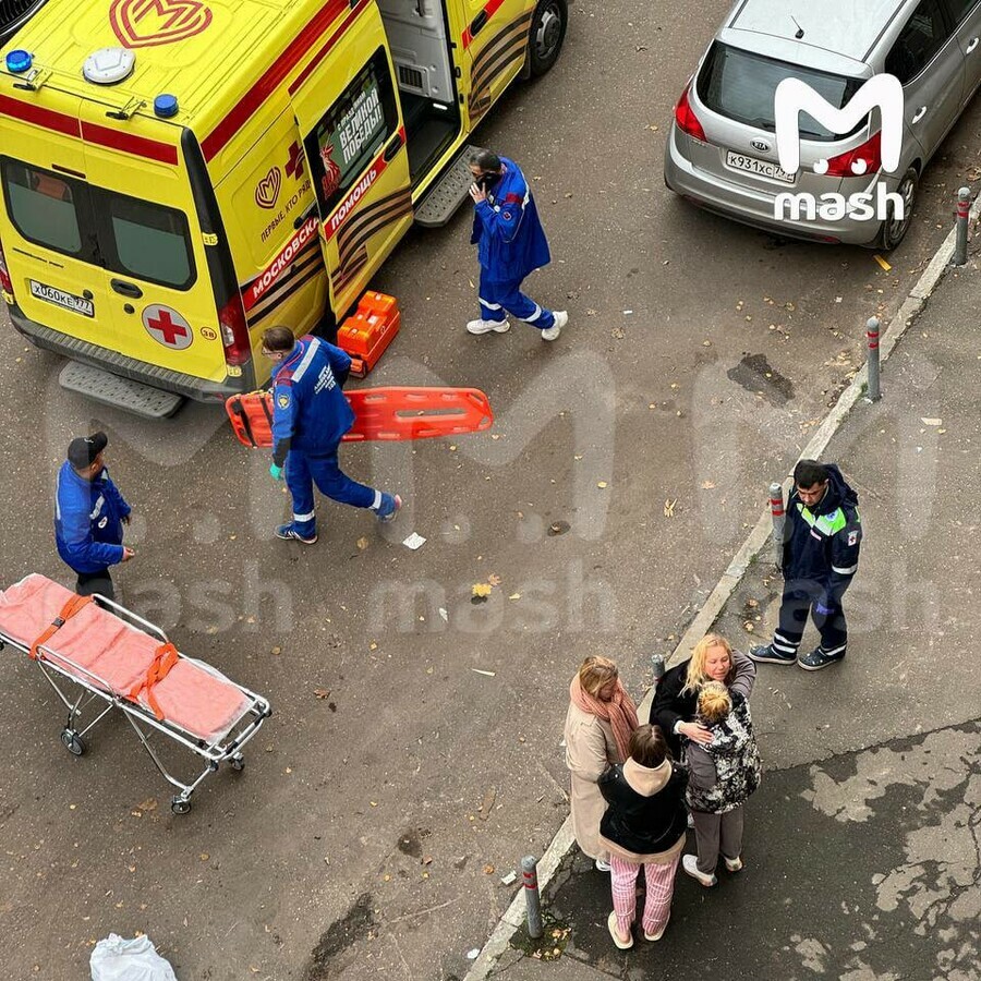 Лифт с пассажиром сорвался с 13го этажа в Москве