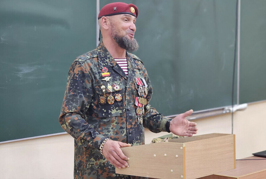 Думай о товарище а он подумает о тебе опытный ветеран СВО воспитывает амурскую молодежь