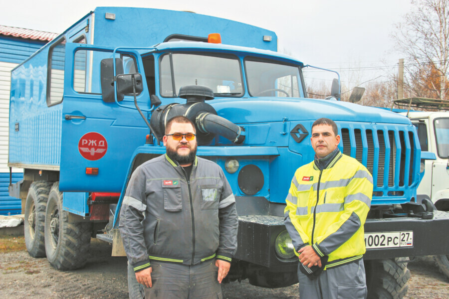 Не передать тех чувств и не дай бог их комуто пережить железнодорожники из Тынды рассказали как работали на месте крушения Ан24
