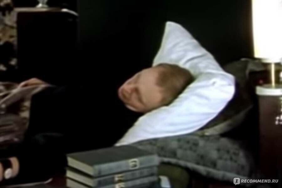 Если вор то почему легли Вор который устал и лёг спать в ограбленной квартире задержан в Благовещенске