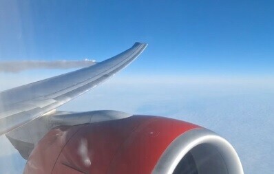 Рейс Благовещенск  Москва незапланированно сел в Нижневартовске Что случилось видео