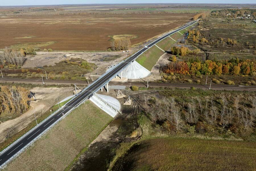 Строительство второго важнейшего путепровода через Транссиб в Амурской области обещают закончить в этом году