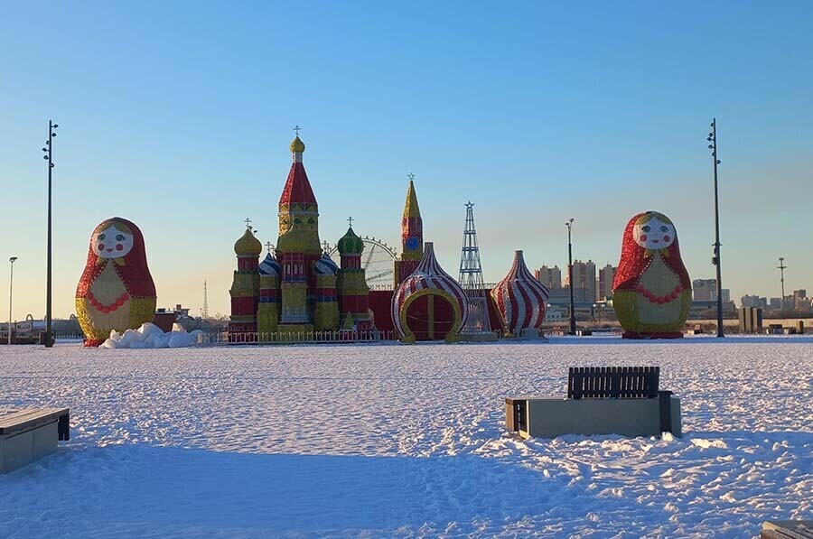 Дядька Черномор и высоченная матрешка появятся на центральной площади Благовещенска фото