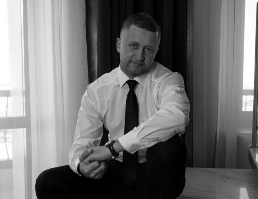 Погиб известный благовещенский ведущий Михаил Шамотин