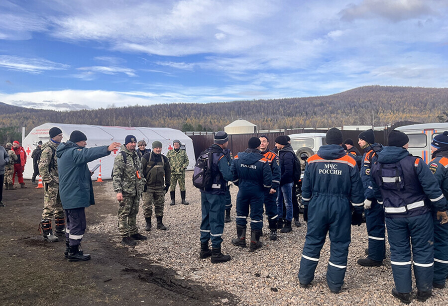 ТАСС в машине пропавшей семьи Усольцевых обнаружили тайник а в нем  больше полумиллиона рублей