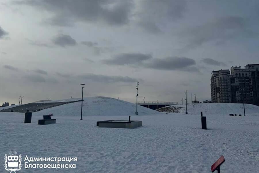 На набережной Благовещенска каждые 20 минут будут включать громкоговорители с сообщениями о холмах