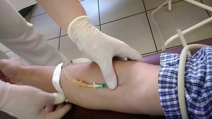 В Благовещенске в одном из заведений общепита посетители массово заболели сальмонеллезом