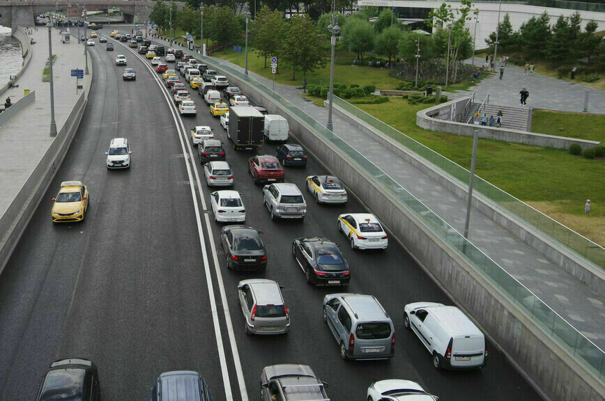 Специалисты говорят о неизбежном снижении покупательской активности россиян на фоне рекордных цен на авто