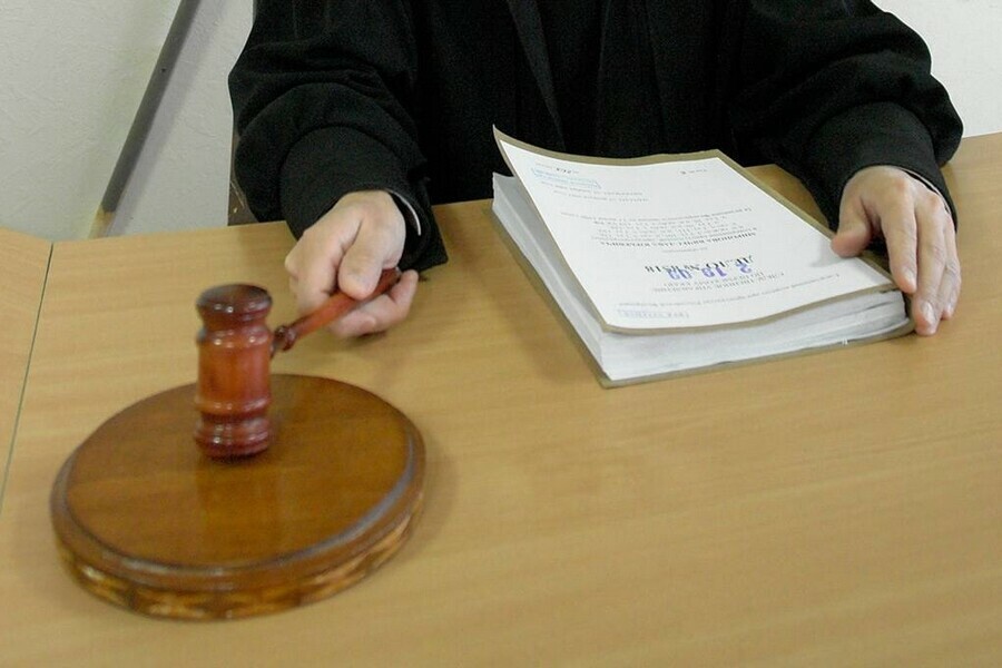 Вынесен приговор амурчанину убившему знакомого изза шапки 