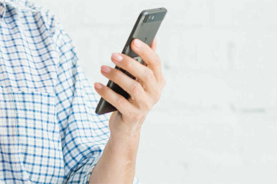 Взрослая амурчанка оскорбила девочку в мессенджере за любовь к животным