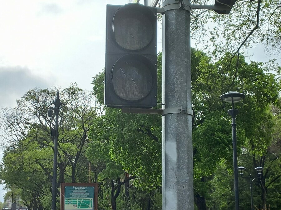 В центре Благовещенска отключат светофор до 23 ноября