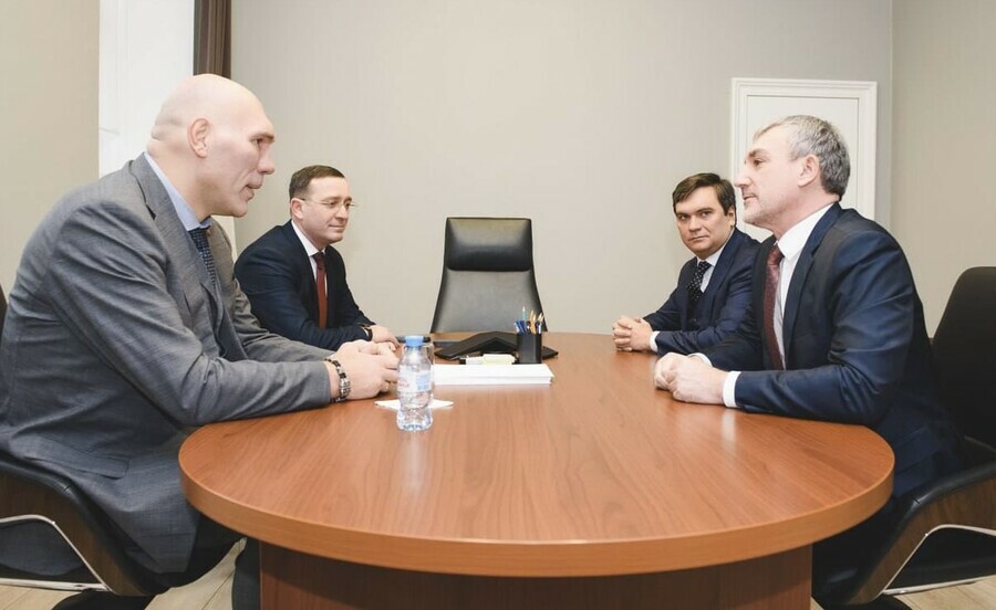 Глава Приамурья рассказал какую звезду пригласил на масштабные российскокитайские игры