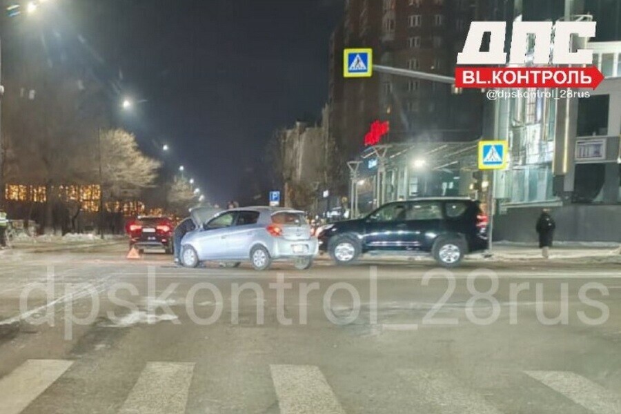 ДТП произошло в самом центре Благовещенска 