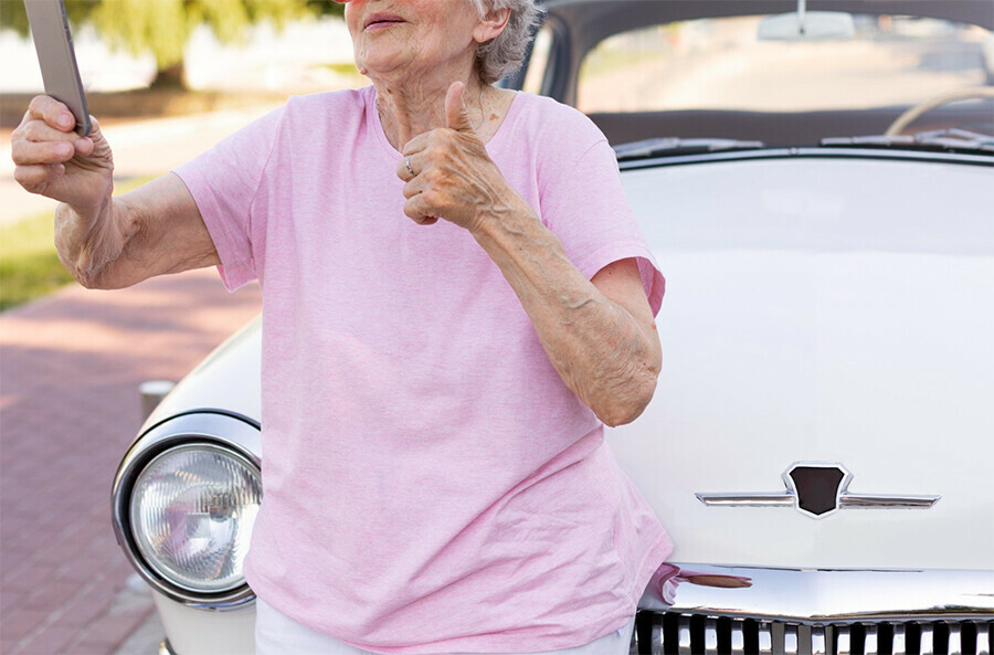 Бабушки захватывают авторынок гражданам приходится возвращать им купленные машины