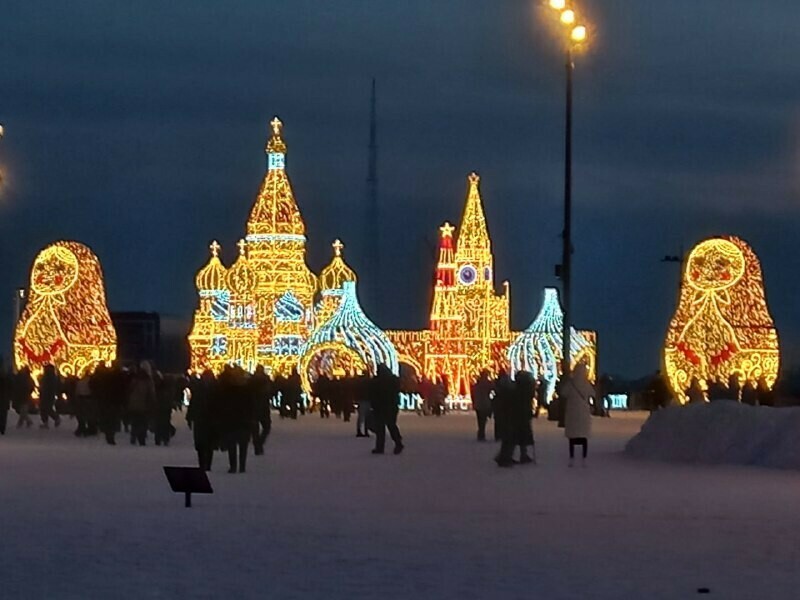 День заказа подарков Деду Морозу и день северного сияния в холодильнике какие праздники амурчане могут отметить в декабре