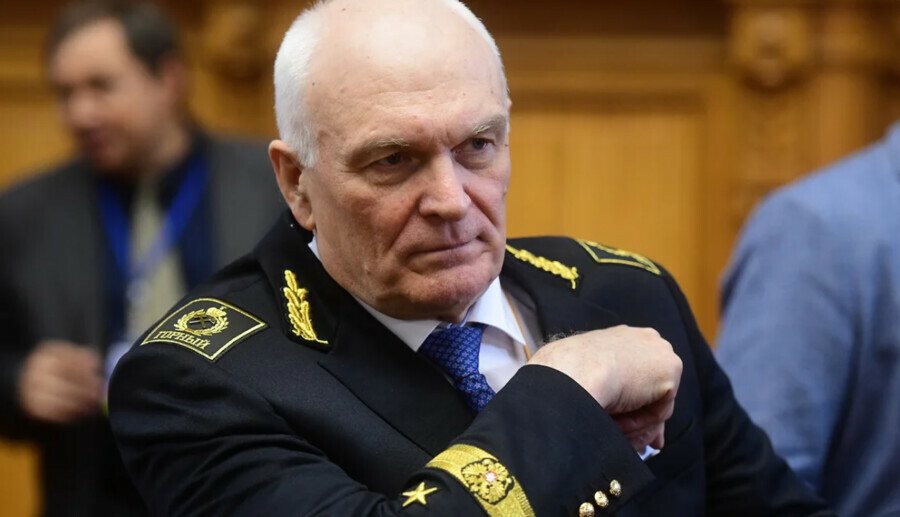 Инженеров в России заставят отрабатывать три года после вуза