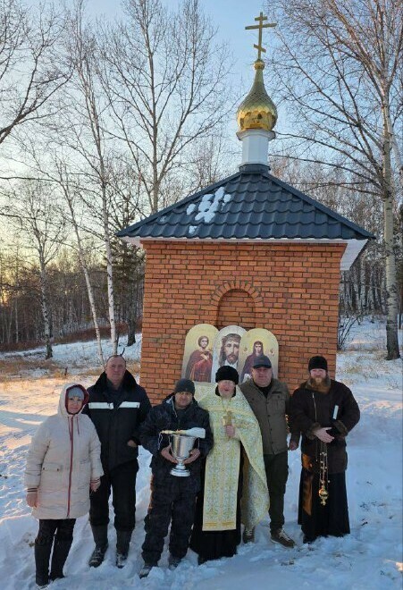 В Приамурье на строящуюся часовню в память о жертвах политических репрессий установили иконы 