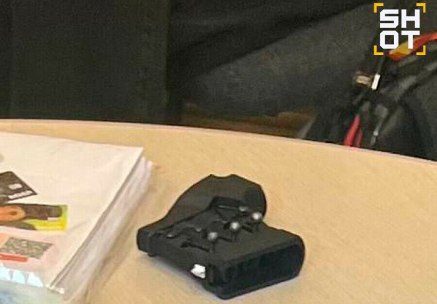 Старшеклассник начал стрелять во время урока в школе Приморья Есть пострадавшие