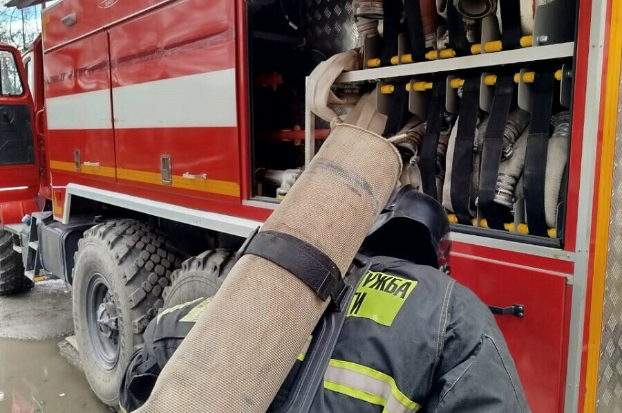 Дети повели себя правильно спасатели рассказали о пожаре в амурском селе 