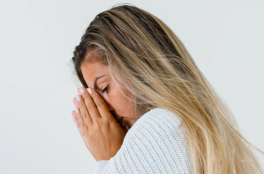 В Благовещенске разыскивают мужчину который приставал к девочке  