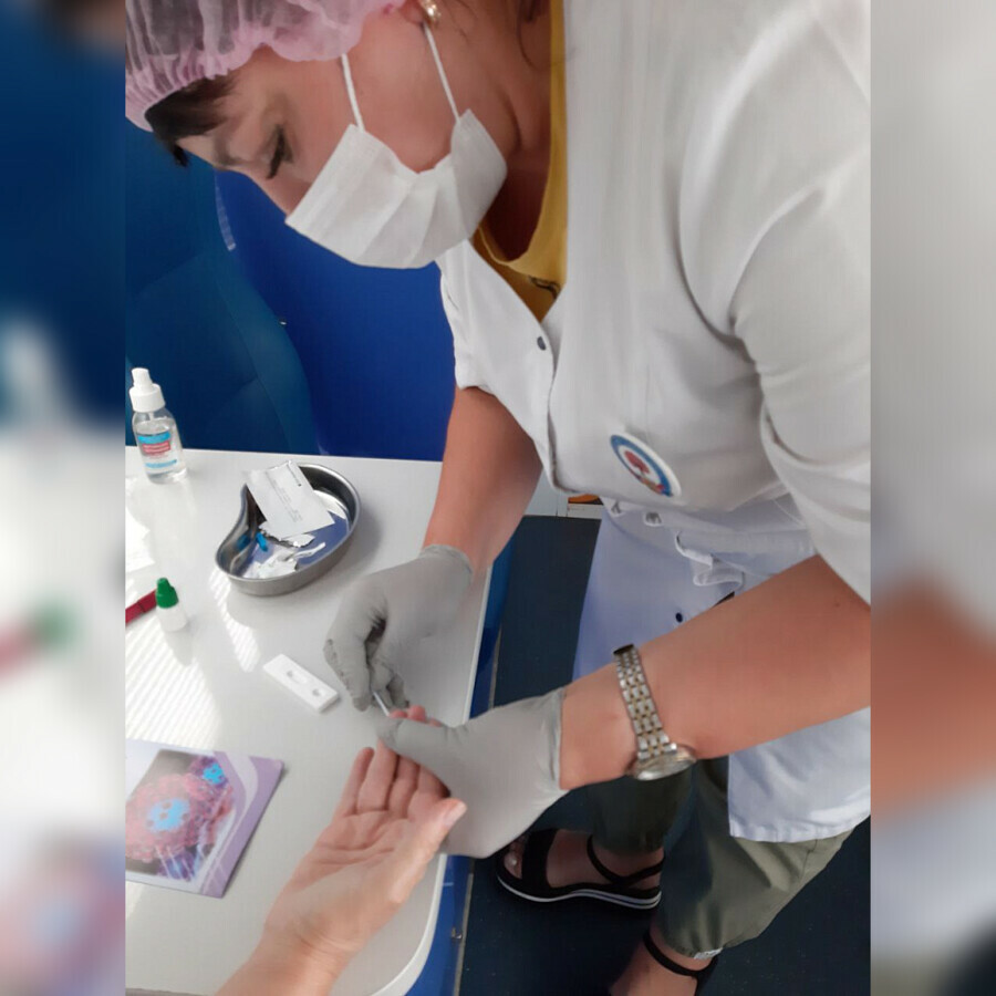 Жителей Благовещенска приглашают бесплатно обследоваться на ВИЧ