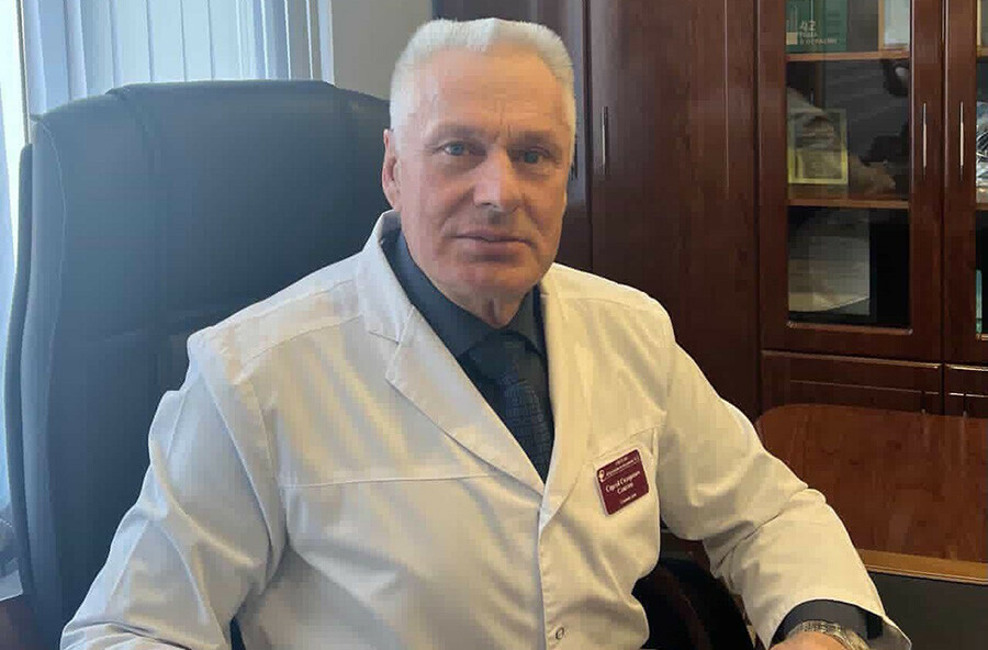 Был не только выдающимся врачом скончался главный врач поликлиники  2 Благовещенска Сергей Сластин