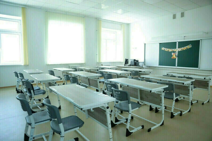 Будут ли в школах Приамурья парты позора власти прокомментировали информацию разошедшуюся по соцсетям