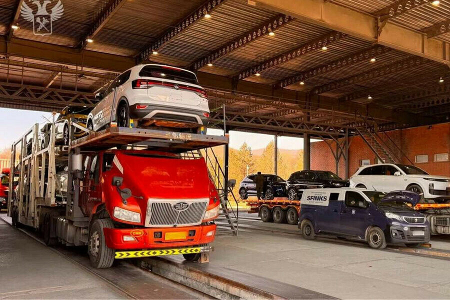 В России вступил в силу новый утильсбор машины привезти успели не все 