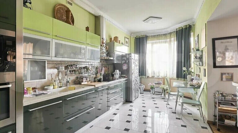 Стало известно как выглядит квартира Ларисы Долиной изза которой случилась судебная коллизия