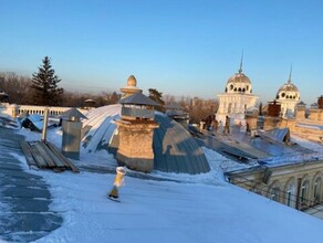 К марту в Благовещенске должны закончить ремонт кровли исторического здания Центра эстетического воспитания